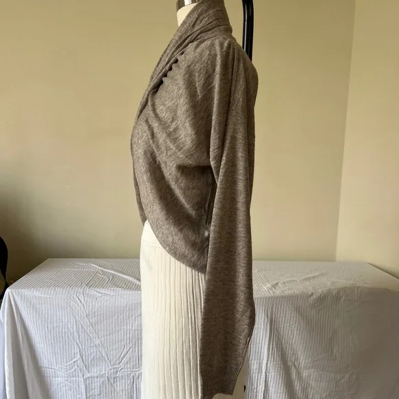 Elegant Heather Tan Knit Crop Top - Picture 4 of 7